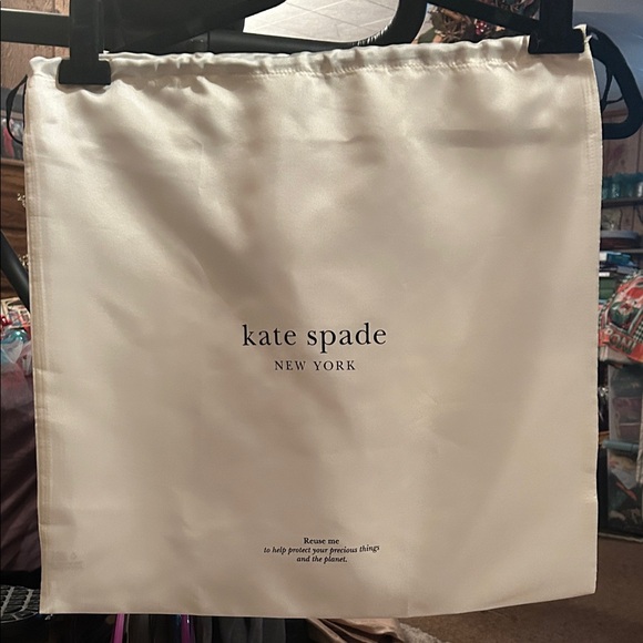 New Kate Spade Cream Dust Bag - Picture 1 of 1